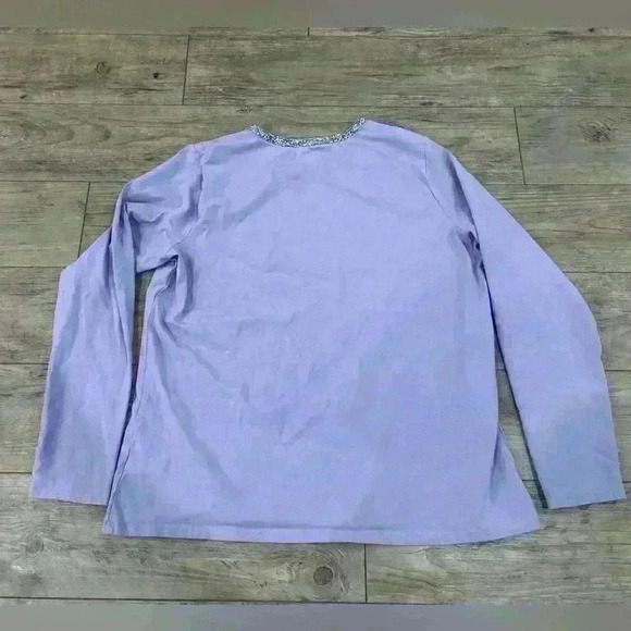 Lands End purple with floral accent long sleeve shirt size XL - Picture 4 of 4